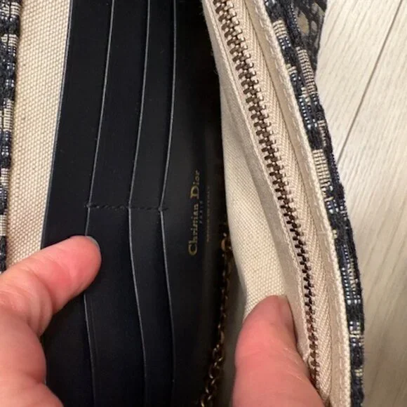 Christian Dior Bag - Picture 9 of 13